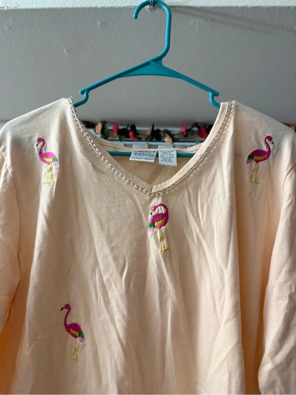 VTG Bleu Bayou Flamingo Embroidered Matching Set  Size XL V Neck Shirt Capris - Picture 4 of 8